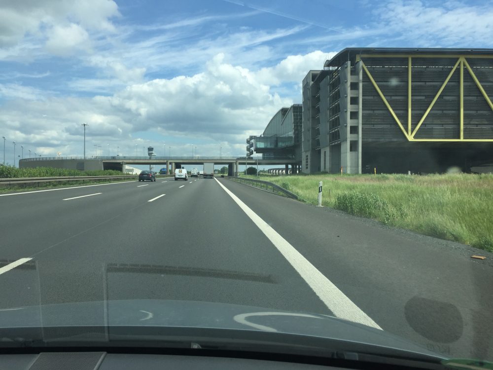 Flughafen Leipzig-Halle Autobahn Flughafen Leipzig-Halle Autobahn